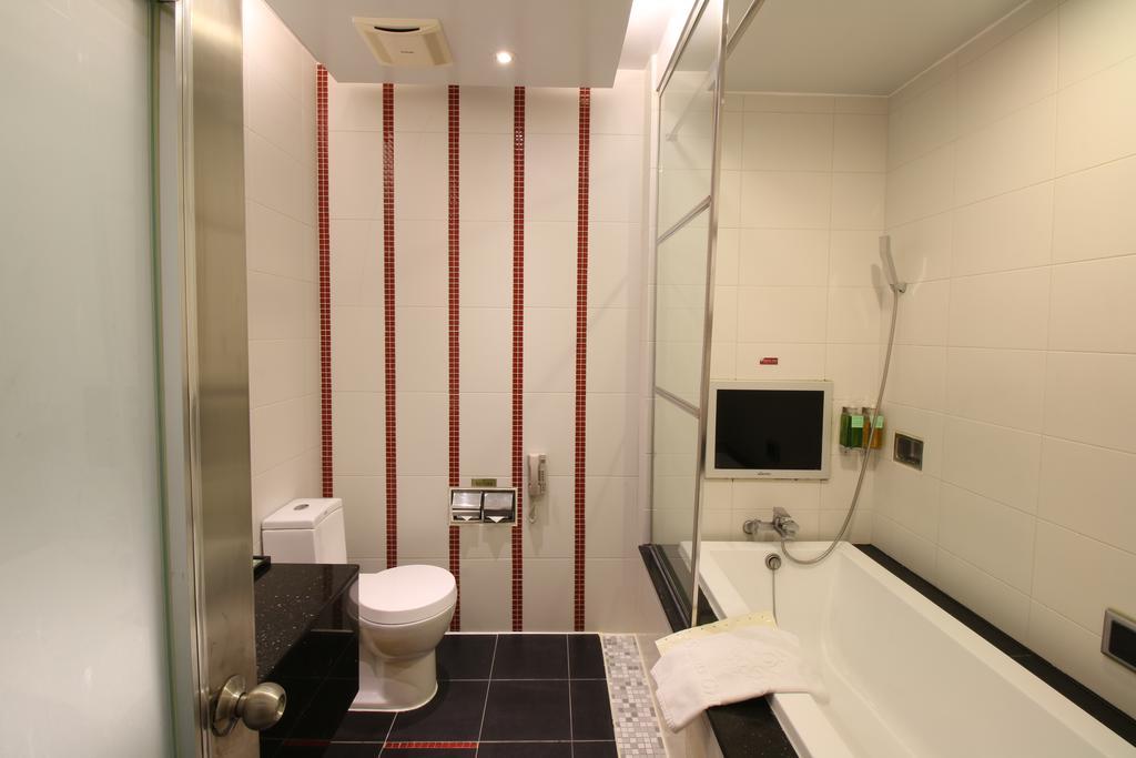 R7 Hotel Kao-siung Exteriér fotografie