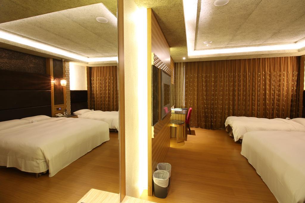 R7 Hotel Kao-siung Exteriér fotografie