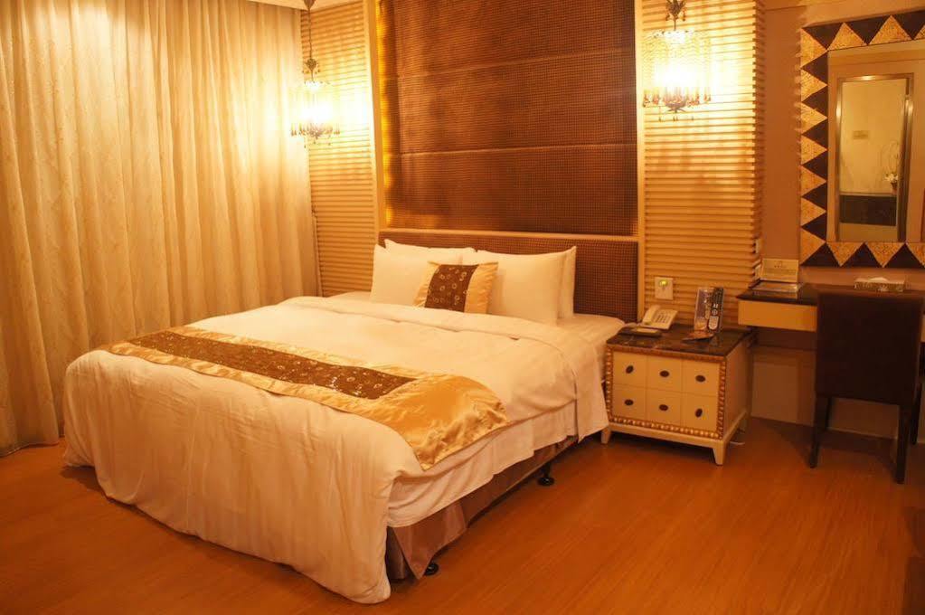 R7 Hotel Kao-siung Exteriér fotografie