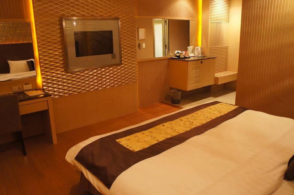 R7 Hotel Kao-siung Exteriér fotografie